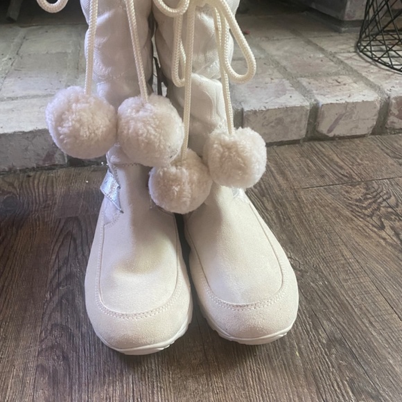 Brand new Coach Suede Boots - Picture 3 of 5